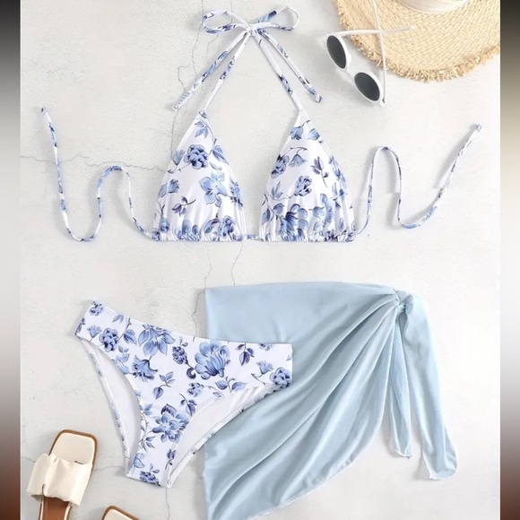 White & Blue Floral Print 3pc Bikini Swimsuit Set - Picture 2 of 9